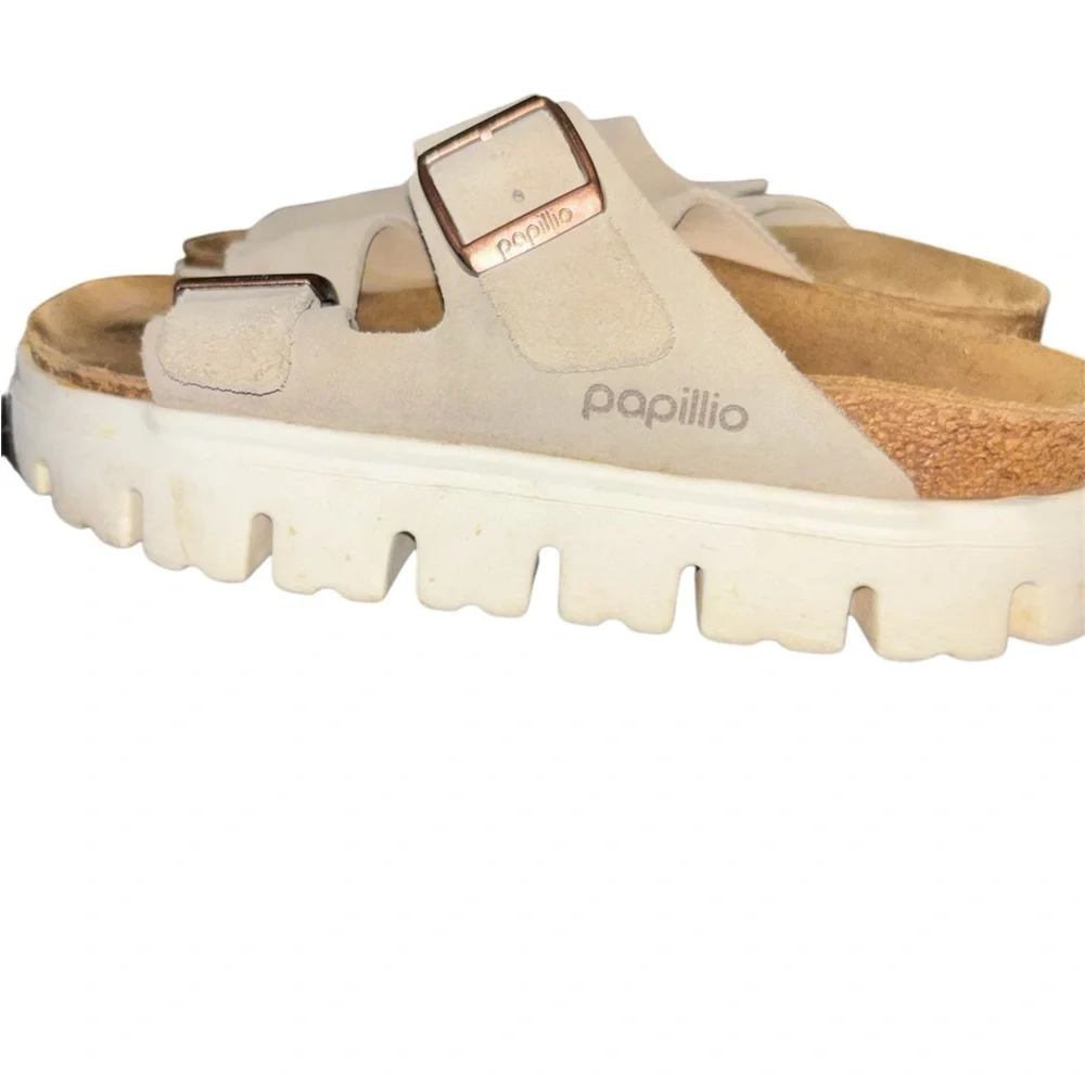 Birkenstock Papillio Chunky Platform Sandals in Beige with Rose Gold Buckles